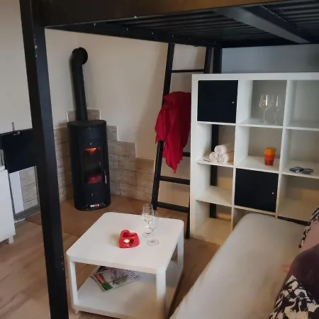 Apartment Zakladna - Minibyt Zdikov