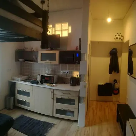Zakladna - Minibyt Apartament